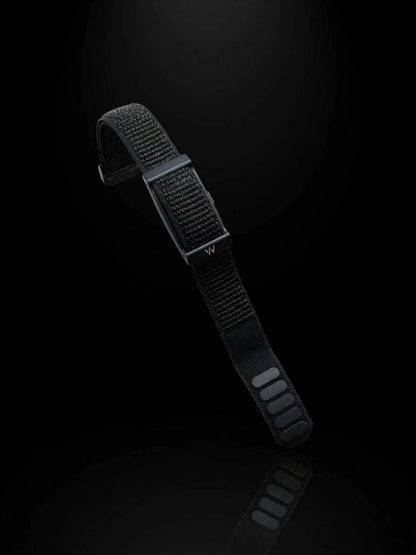 WHOOP FITNESS BAND